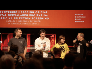 Dicen que tu padre vive en RTVE y proyección en Caostica